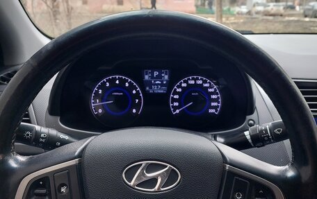 Hyundai Solaris II рестайлинг, 2016 год, 1 245 000 рублей, 5 фотография