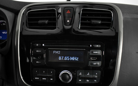 Renault Sandero II рестайлинг, 2015 год, 969 000 рублей, 14 фотография