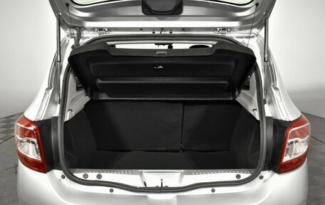 Renault Sandero II рестайлинг, 2015 год, 969 000 рублей, 17 фотография