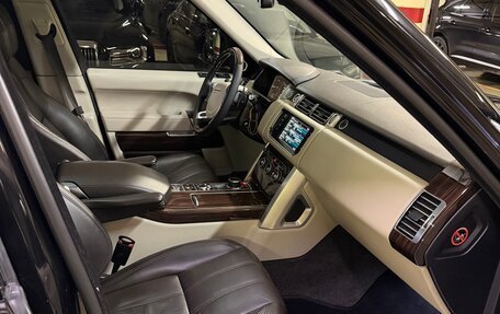 Land Rover Range Rover IV рестайлинг, 2014 год, 3 300 000 рублей, 13 фотография