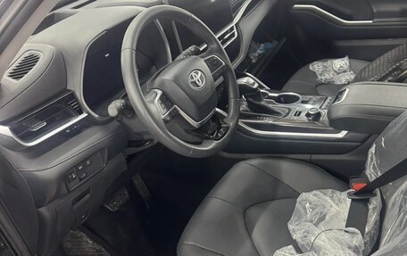 Toyota Highlander, 2025 год, 5 250 000 рублей, 6 фотография