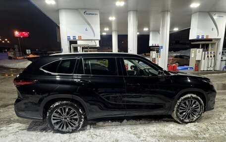 Toyota Highlander, 2025 год, 5 250 000 рублей, 3 фотография