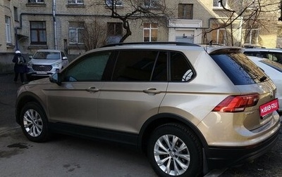 Volkswagen Tiguan II, 2019 год, 2 250 000 рублей, 1 фотография