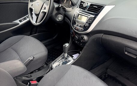 Hyundai Solaris II рестайлинг, 2013 год, 950 000 рублей, 7 фотография