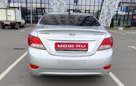 Hyundai Solaris II рестайлинг, 2013 год, 950 000 рублей, 4 фотография