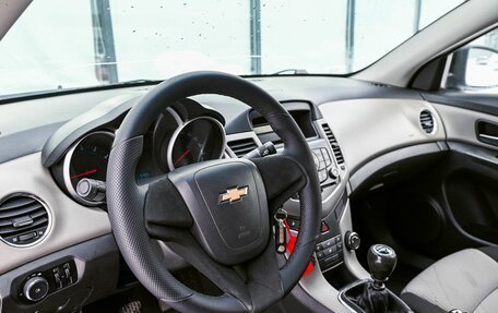 Chevrolet Cruze II, 2011 год, 679 000 рублей, 10 фотография