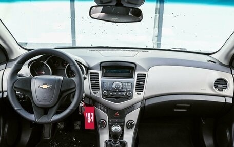 Chevrolet Cruze II, 2011 год, 679 000 рублей, 12 фотография