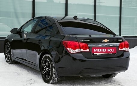 Chevrolet Cruze II, 2011 год, 679 000 рублей, 3 фотография
