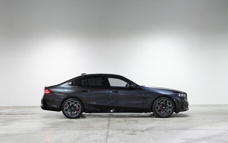 BMW 5 серия, 2025 год, 10 200 000 рублей, 6 фотография