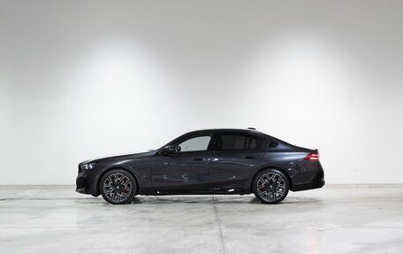 BMW 5 серия, 2025 год, 10 200 000 рублей, 2 фотография