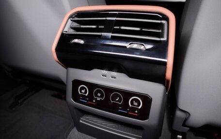 BMW 5 серия, 2025 год, 10 200 000 рублей, 28 фотография