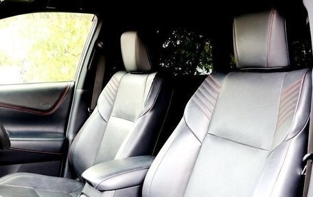 Toyota Harrier, 2017 год, 2 300 000 рублей, 18 фотография