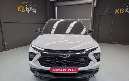 Chevrolet TrailBlazer, 2023 год, 1 999 123 рублей, 2 фотография