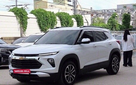 Chevrolet TrailBlazer, 2023 год, 1 799 123 рублей, 2 фотография