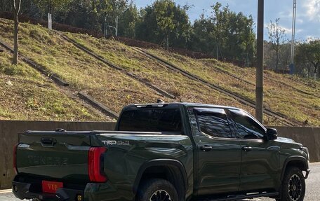 Toyota Tundra, 2022 год, 7 500 000 рублей, 3 фотография