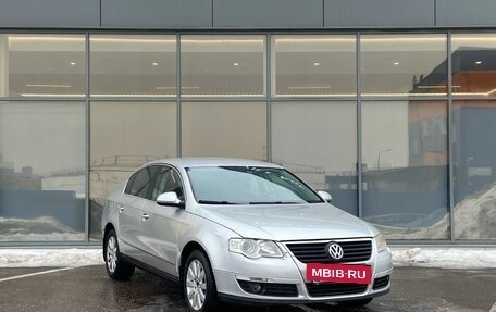 Volkswagen Passat B6, 2008 год, 549 000 рублей, 2 фотография