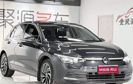 Volkswagen Golf VIII, 2023 год, 1 700 000 рублей, 1 фотография