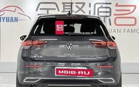 Volkswagen Golf VIII, 2023 год, 1 700 000 рублей, 6 фотография