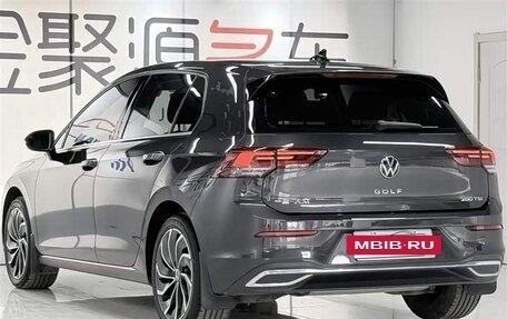 Volkswagen Golf VIII, 2023 год, 1 700 000 рублей, 5 фотография