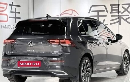 Volkswagen Golf VIII, 2023 год, 1 700 000 рублей, 4 фотография