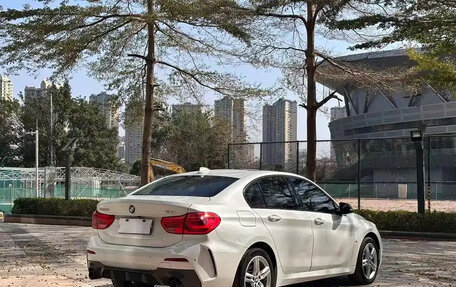 BMW 1 серия, 2023 год, 1 650 000 рублей, 4 фотография