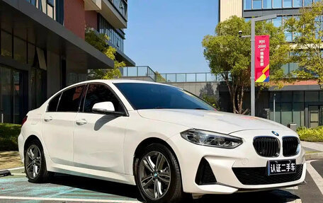 BMW 1 серия, 2022 год, 1 500 000 рублей, 4 фотография