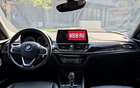 BMW 1 серия, 2022 год, 1 500 000 рублей, 13 фотография