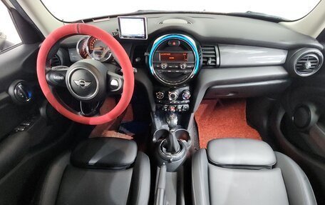 MINI Hatch, 2017 год, 1 520 000 рублей, 11 фотография