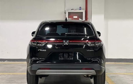 Honda Vezel, 2023 год, 1 894 000 рублей, 6 фотография