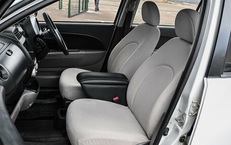 Toyota Passo III, 2004 год, 429 000 рублей, 8 фотография