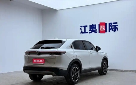 Honda Vezel, 2023 год, 1 650 000 рублей, 18 фотография