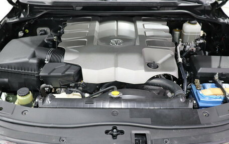 Toyota Land Cruiser 200, 2014 год, 4 700 000 рублей, 9 фотография