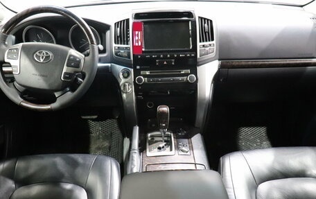 Toyota Land Cruiser 200, 2014 год, 4 700 000 рублей, 14 фотография