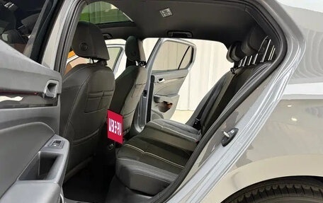 Volkswagen Golf VIII, 2022 год, 1 500 000 рублей, 10 фотография