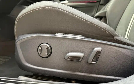 Volkswagen Golf VIII, 2022 год, 1 500 000 рублей, 22 фотография