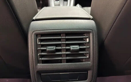 Volkswagen Golf VIII, 2022 год, 1 500 000 рублей, 23 фотография