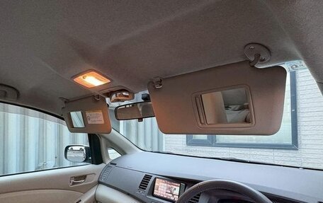 Toyota ISis I, 2011 год, 893 000 рублей, 3 фотография