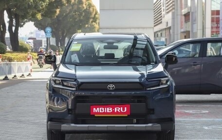 Toyota RAV4, 2026 год, 4 650 000 рублей, 2 фотография