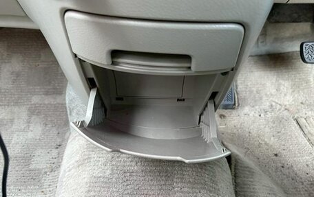 Toyota ISis I, 2011 год, 893 000 рублей, 11 фотография