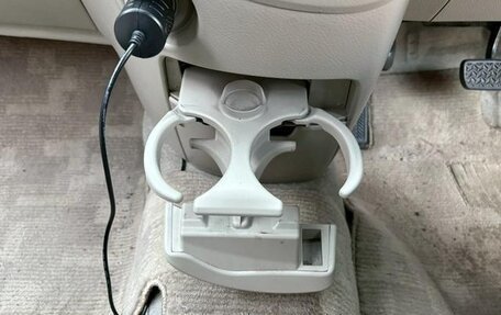 Toyota ISis I, 2011 год, 893 000 рублей, 10 фотография