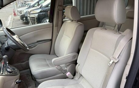 Toyota ISis I, 2011 год, 893 000 рублей, 16 фотография