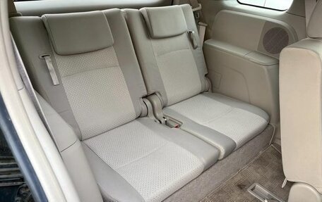 Toyota ISis I, 2011 год, 893 000 рублей, 25 фотография