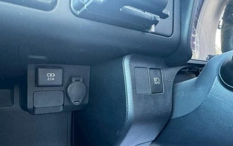 Toyota Probox I, 2021 год, 925 000 рублей, 18 фотография