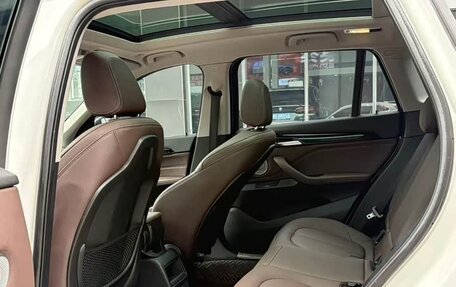 BMW X1, 2022 год, 2 600 000 рублей, 11 фотография
