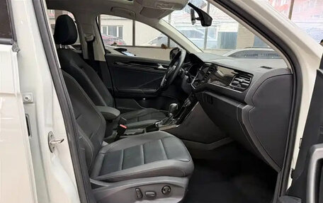 Volkswagen T-Roc I, 2022 год, 1 400 000 рублей, 20 фотография