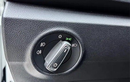 Volkswagen T-Roc I, 2022 год, 1 400 000 рублей, 24 фотография