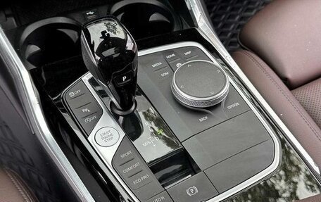 BMW 3 серия, 2022 год, 2 641 000 рублей, 16 фотография