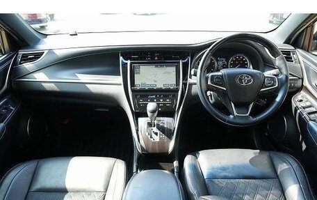 Toyota Harrier, 2017 год, 2 400 000 рублей, 2 фотография