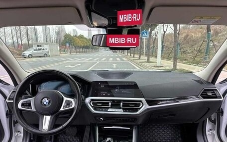 BMW 3 серия, 2022 год, 2 641 000 рублей, 8 фотография