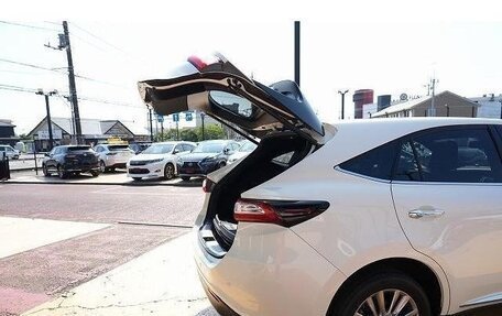 Toyota Harrier, 2017 год, 2 400 000 рублей, 19 фотография